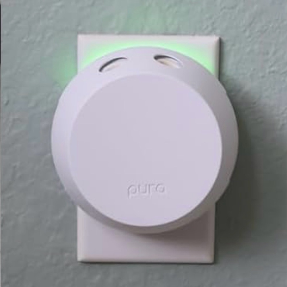 Pura White Smart Home Fragrance Diffuser